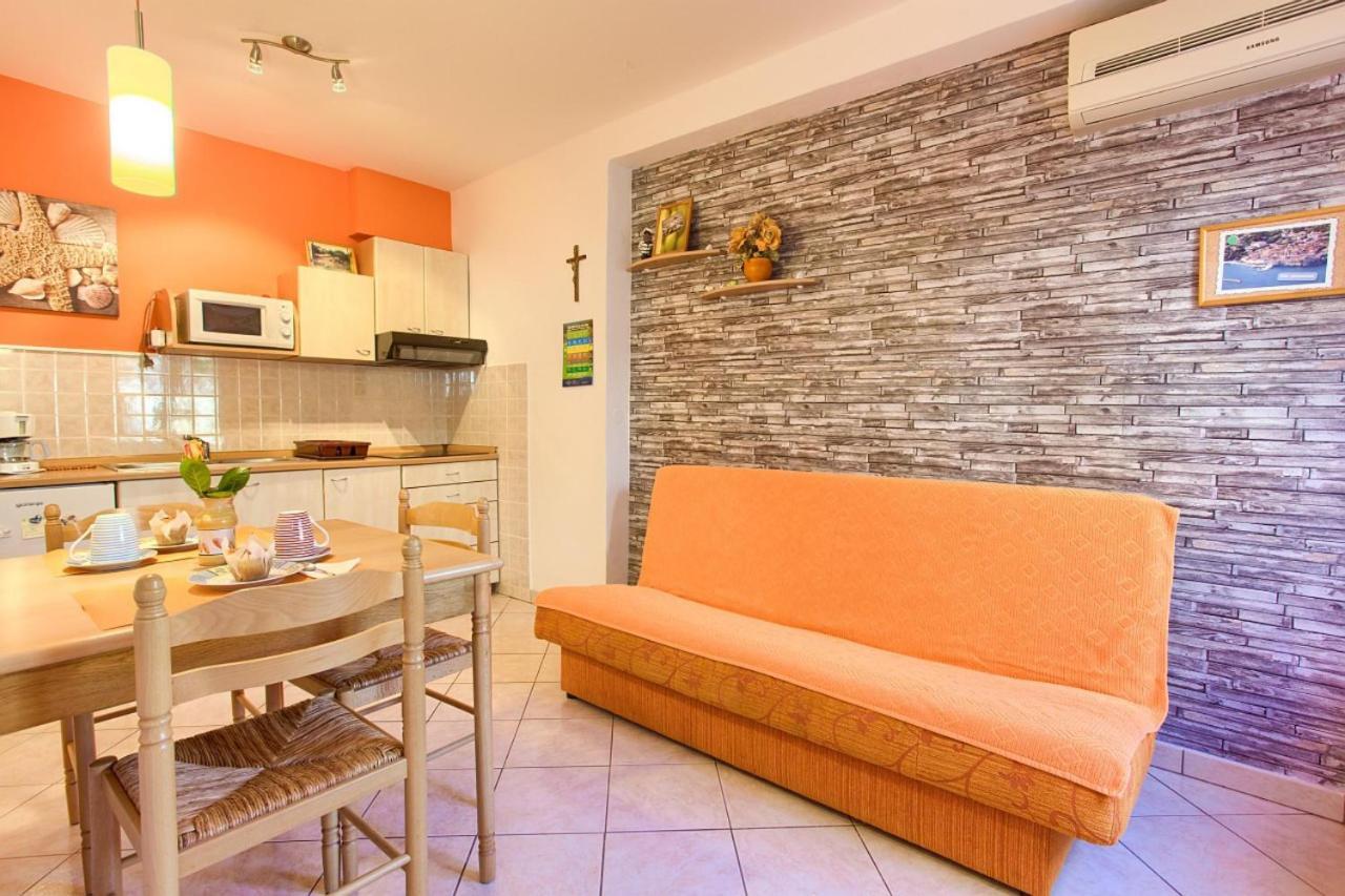 Romantic Apartment Krk Town Luaran gambar