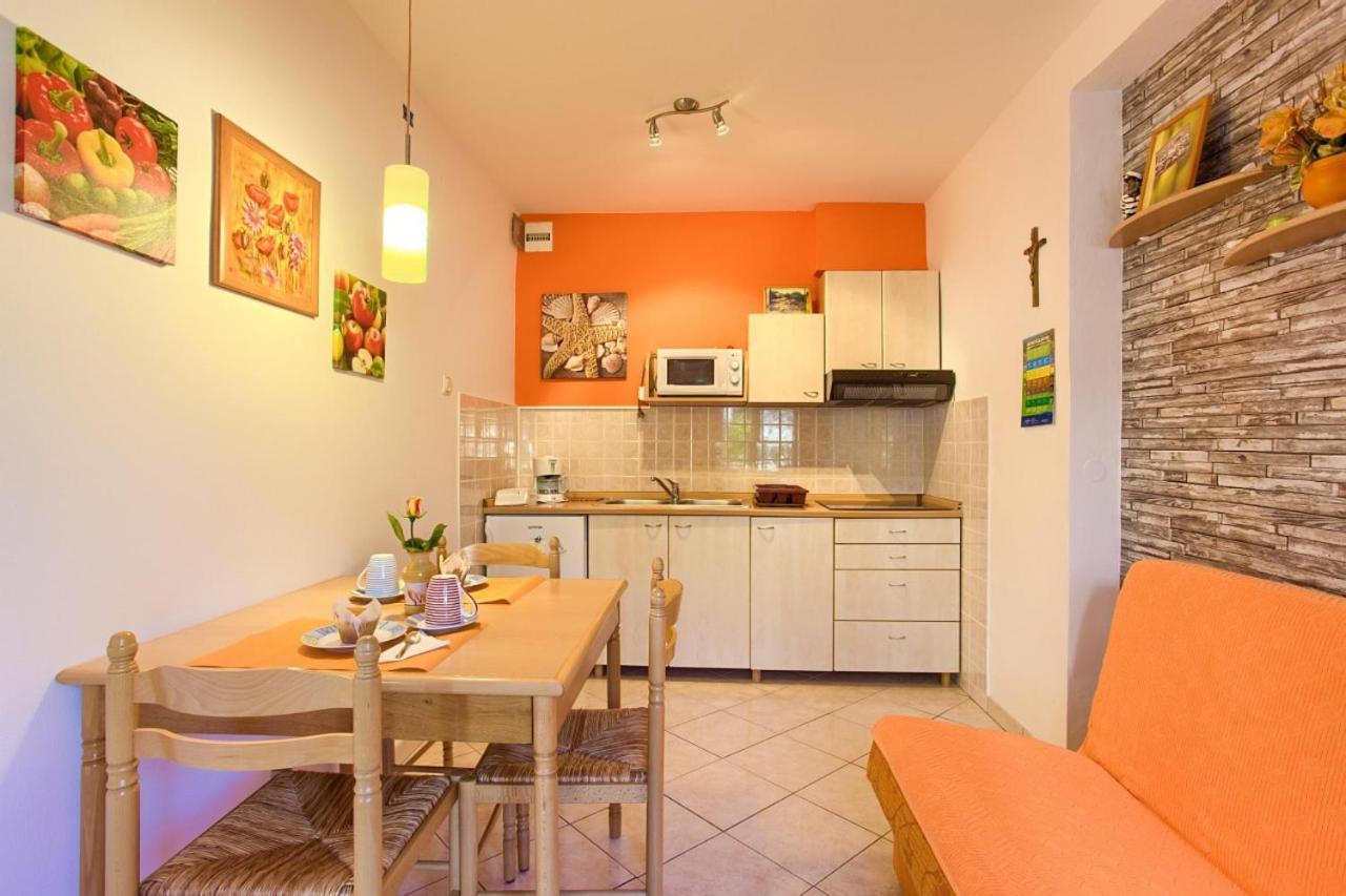Romantic Apartment Krk Town Luaran gambar